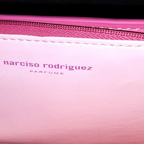 Narciso Rodriguez wristlet bag - Picture 5 of 5